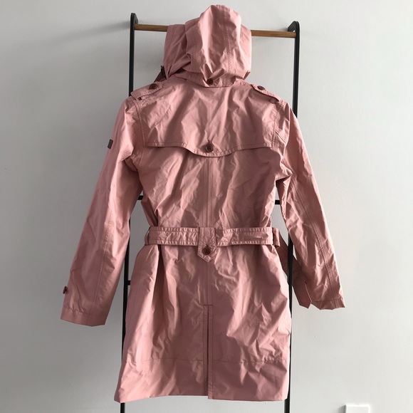 Aigle trench coat. - Picture 2 of 9